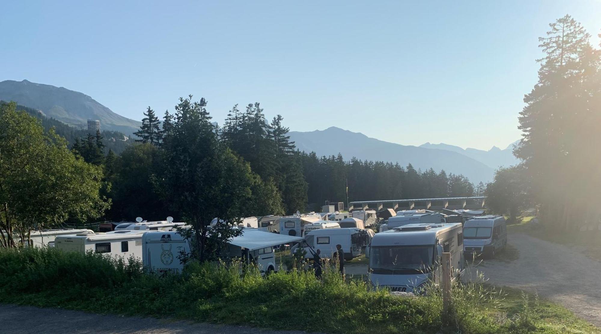 Dortoir Moubra Hostel Crans-Montana Kültér fotó